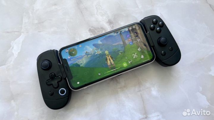 Съемный игровой контроллер LeadJoy M1 для iPhone