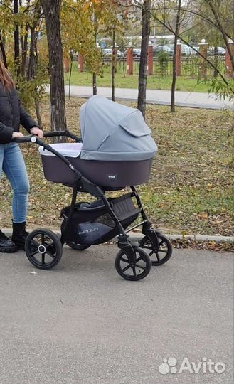 Коляска 2 в 1 Riko Basic Bella Pastel