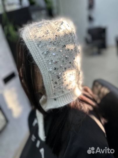 Чепчик с пайетками ручная работа