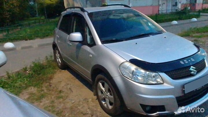 Suzuki SX4, 2010