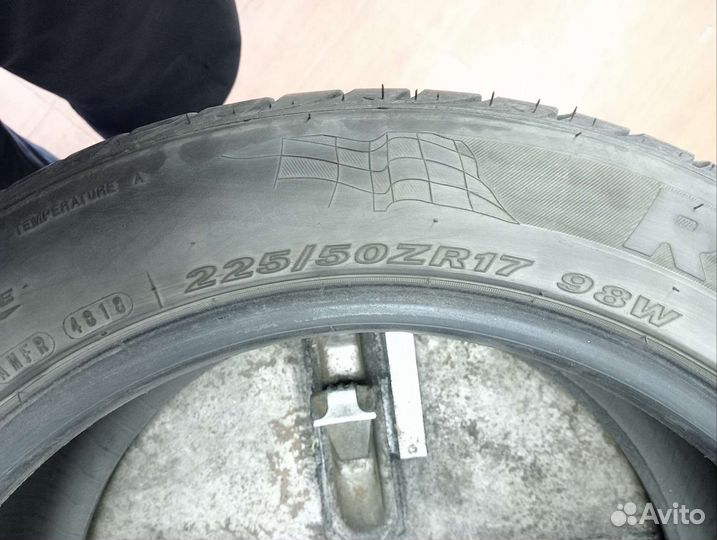Roadstone N'Fera SU4 255/50 R17