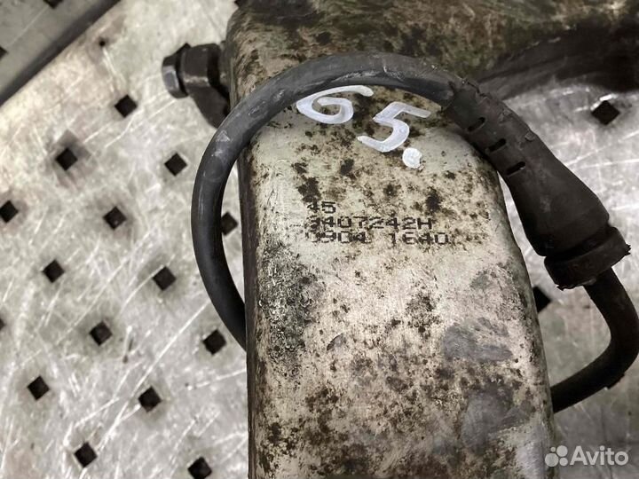 Цапфа/кулак поворотный передний правый Audi A6/RS6