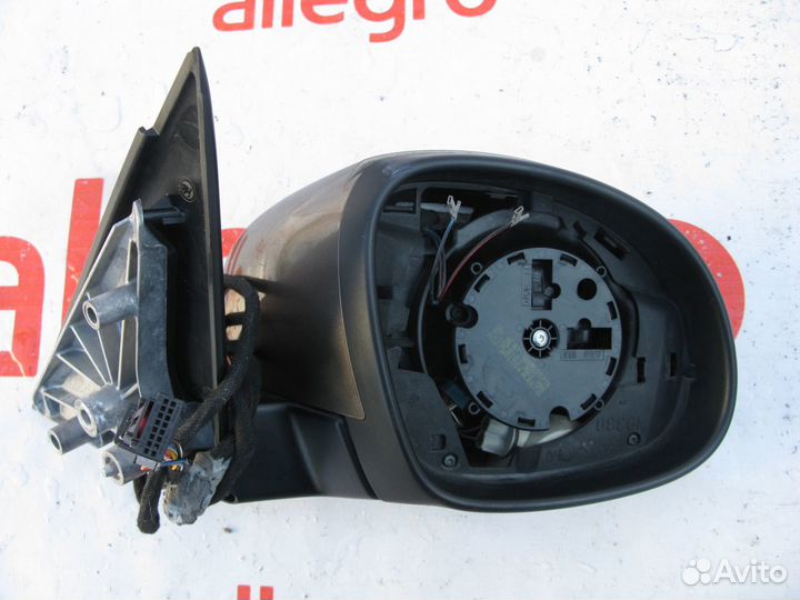 Volkswagen Tiguan зеркало правое 2007-2016
