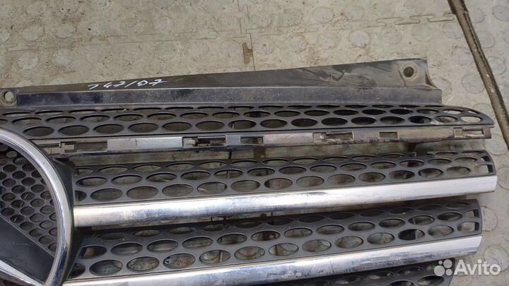 Решетка радиатора Mercedes Vito W639, 2008