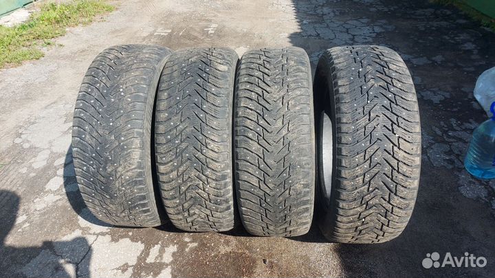 Nokian Tyres Hakkapeliitta 8 SUV 245/55 R19 107T