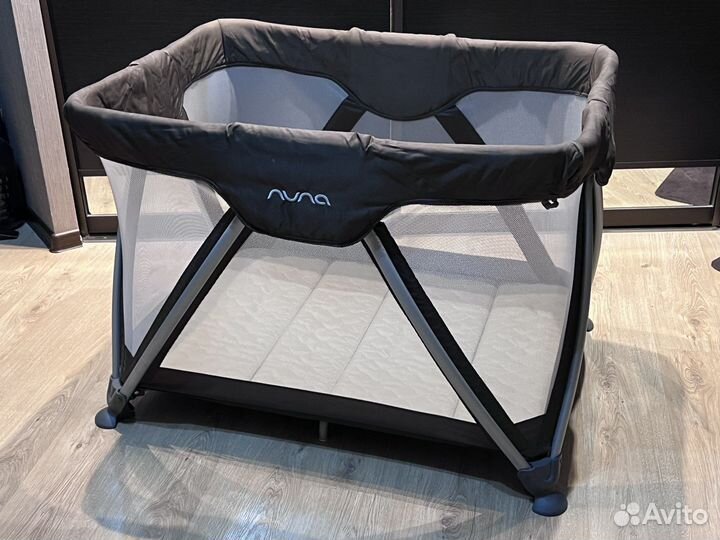 Манеж-кровать nuna