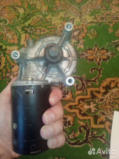 Мотор стеклоочистителя форд