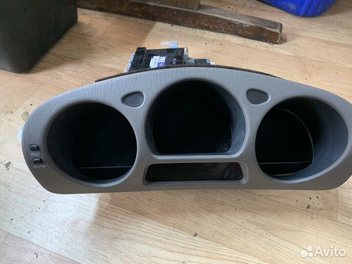 Lexus gs 300 щиток (панель) приборов