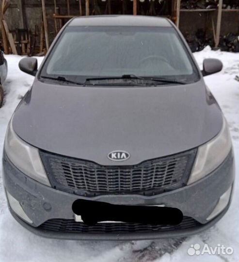 Лобовое стекло Киа Рио 3