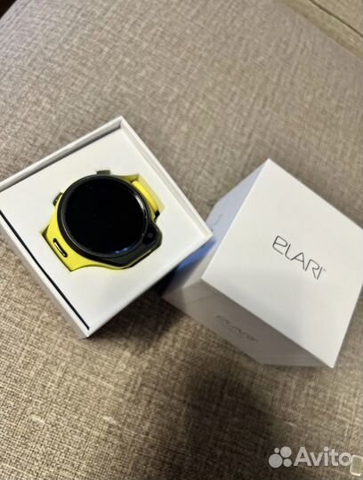 Смарт часы elari