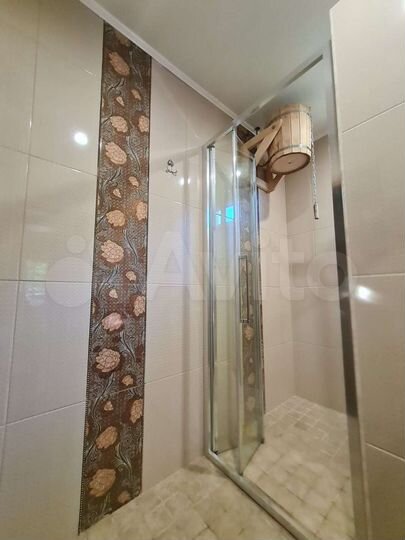 Коттедж 425 м² на участке 18 сот.