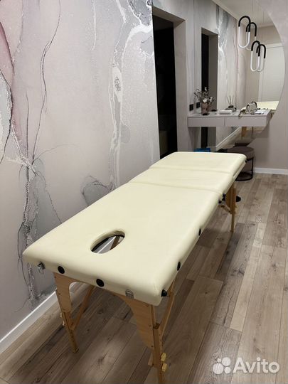 Массажная кушетка