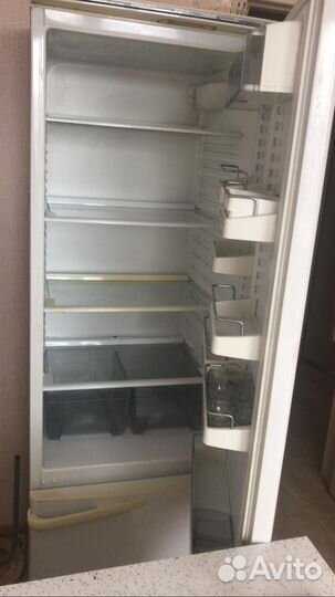 Холодильник бу atlant