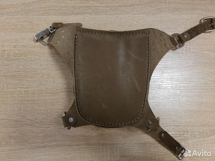 Сумка байкерская на бедро