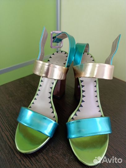Босоножки женские 37 размер