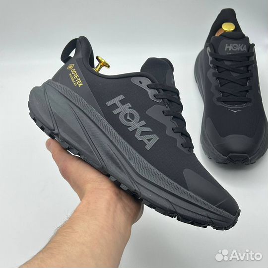 Кроссовки Hoka утепленные