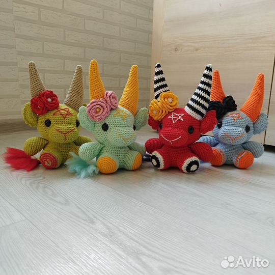 Бафомет, Вязанная игрушка амигуруми