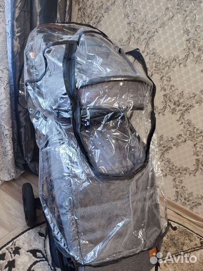 Прогулочная коляска luxmom