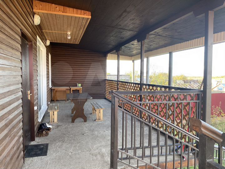 Коттедж 228,8 м² на участке 10 сот.