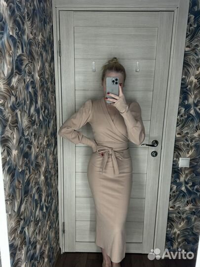 Костюм женский