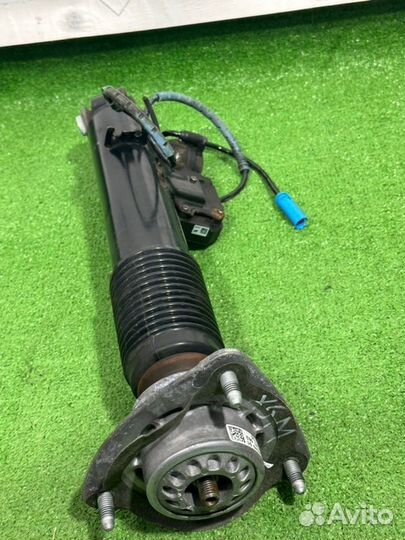 Амортизатор задний правый Bmw X6M E71 2013