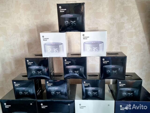 Умная колонка Яндекс Станция Мини с Часами