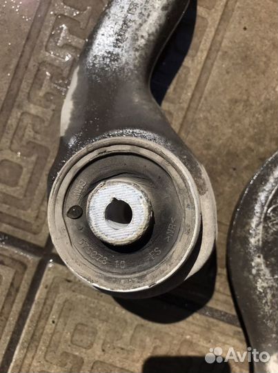 Рычаг BMW F30 (левый)