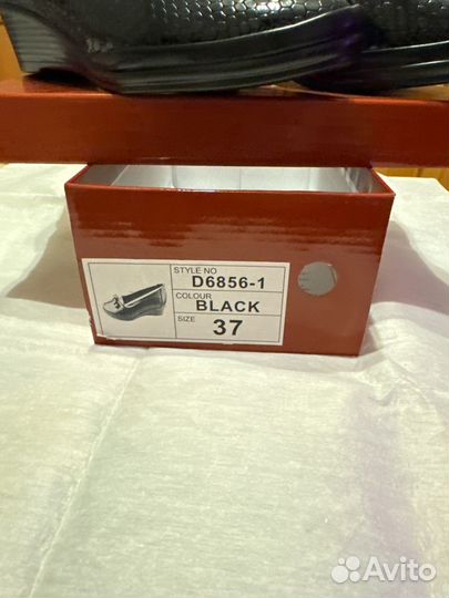 Туфли эстония 37 каблук 3,5см