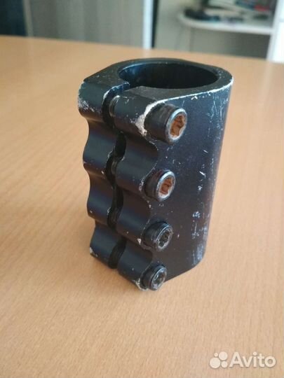 Зажим для трюкового самоката scs
