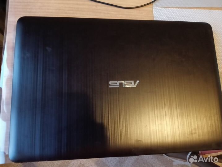 Ноутбук asus