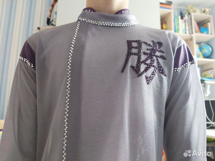 Костюм для выступлений (фигурное катание)