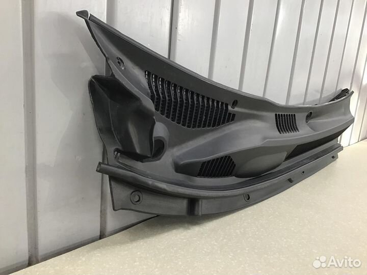 Решетка стеклоочистителей (жабо ), Toyota RAV 4 2000-2005 5578142030