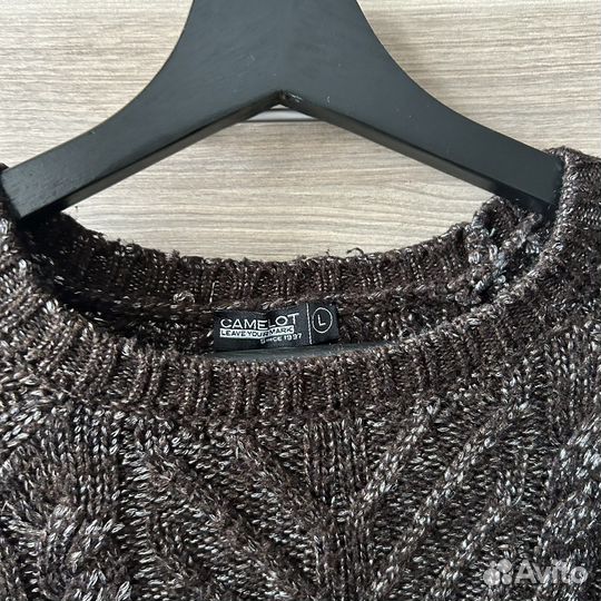 Спокойный светер,р.L,Camelot