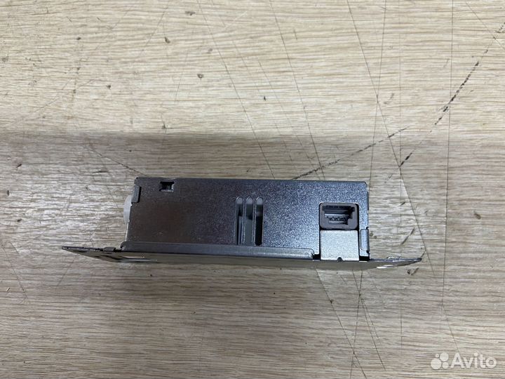 Ионизатор воздуха Toyota Camry 75