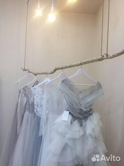 Вешало деревянное