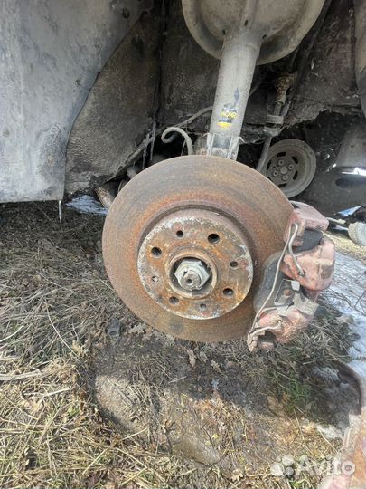 Суппорт передний Alfa Romeo 146 левый правый