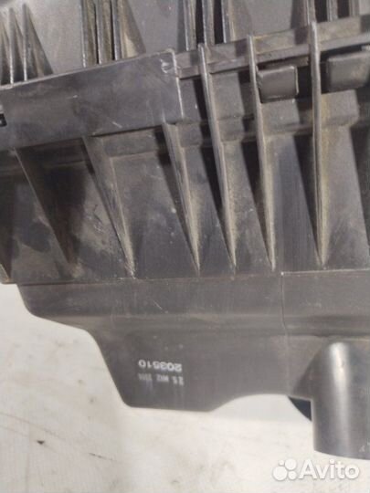 Корпус воздушного фильтра Bmw 525I E61 M54B25 2004