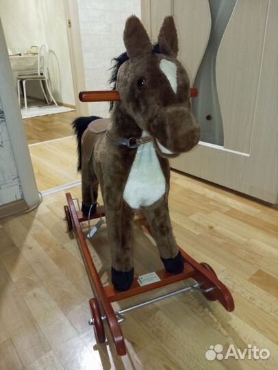 Детская лошадка качалка