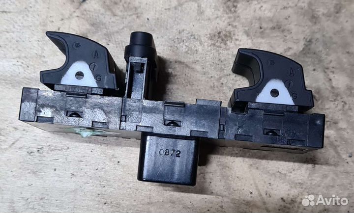 Блок управл. стеклоподъёмникаVolkswagen Passat B7