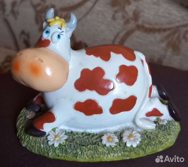 Коровка статуэтка