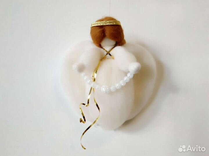 Ёлочная игрушка ангел с бусинами новогодний