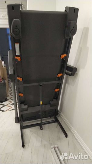 Беговая дорожка NordicTrack C300 практически новая