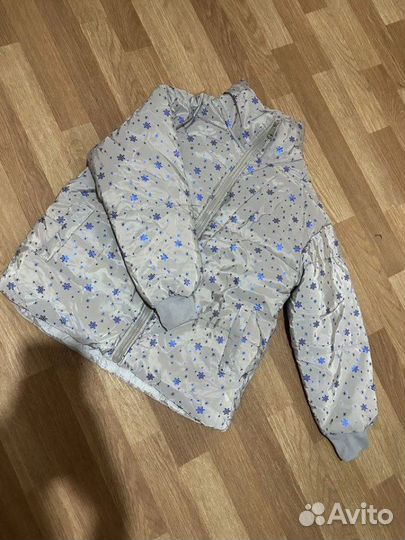 Куртка демисезонная S новая