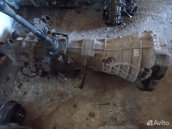 Коробка Nissan Navara D22 2.5 TD