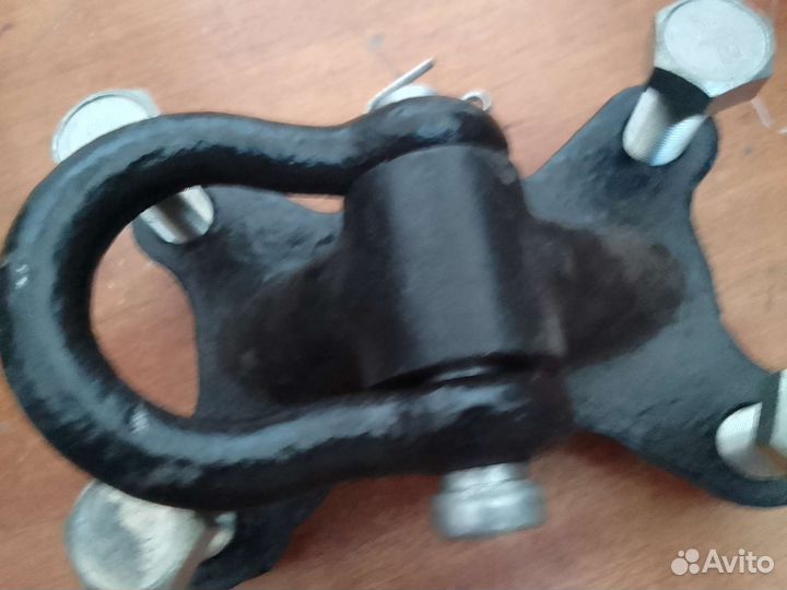 Буксирное проухо