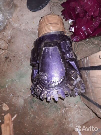 Долото шарошечное буровой инструмент коронки