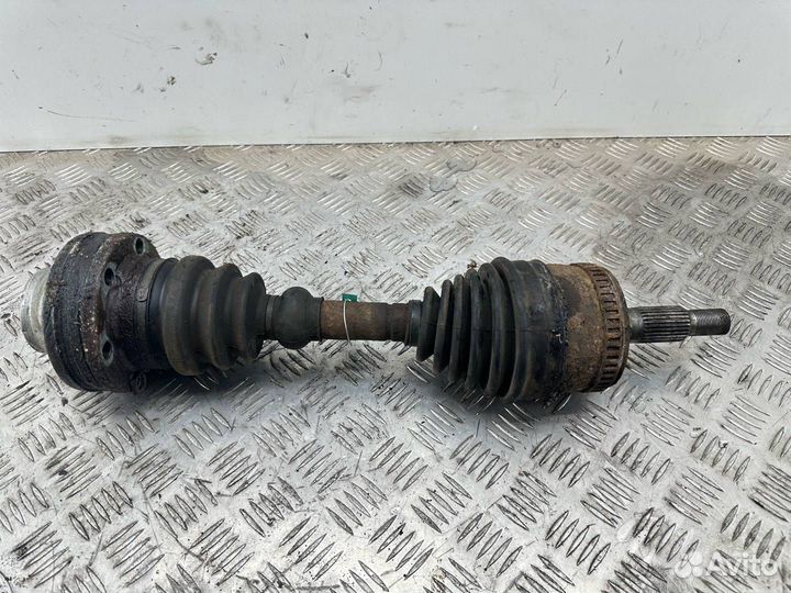 Полуось передняя Mercedes-Benz Vito W638 2002