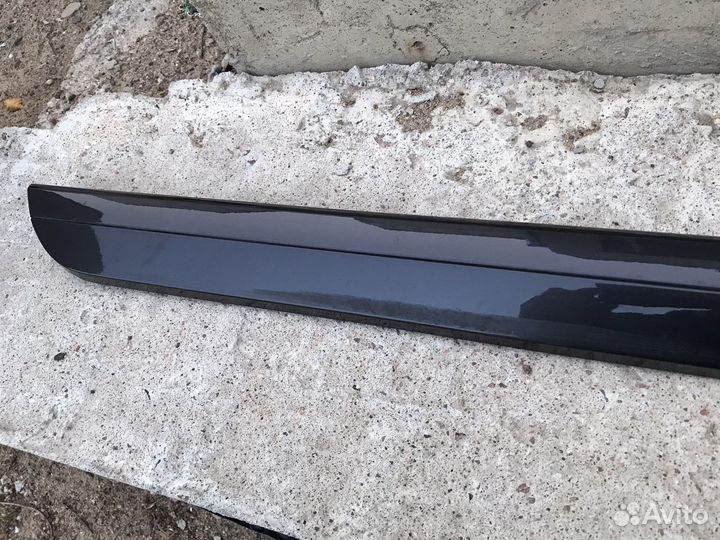 Накладка,молдинг задней правой двери Passat B8