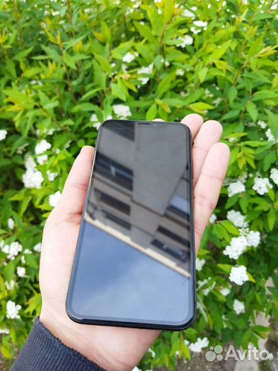 iPhone Xs, 256 ГБ