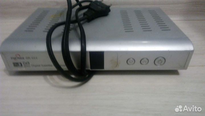 Продам спутниковый ресивер StarTrack SR-55X